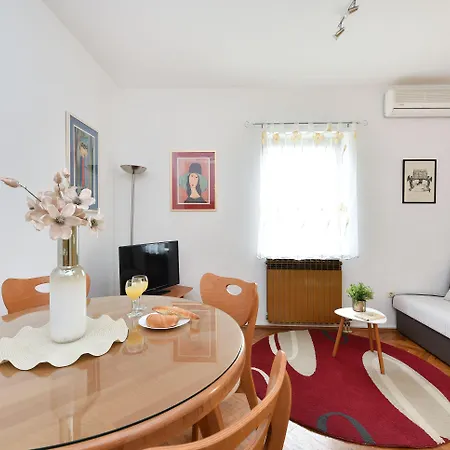 Apartamento Adria