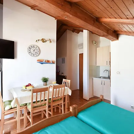 Appartement Adria *